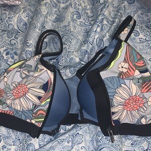 Victoria’s Sport Bra 34B